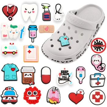 Doktor Hemşire Croc Ayakkabı Takılar Aksesuarları Croc Erkek Kız DIY Kot Çocuklar Kadın Rozeti x-mas Hediyeler Doğum Günü Partisi İyilik Pimleri